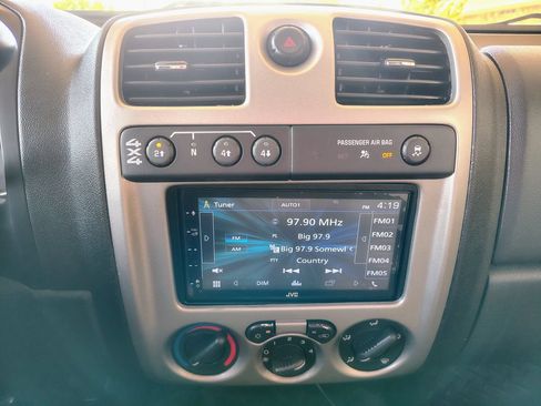 Used 2011 Chevrolet Colorado LT w/ LPO--Chrome Package AWD/4WD image 13