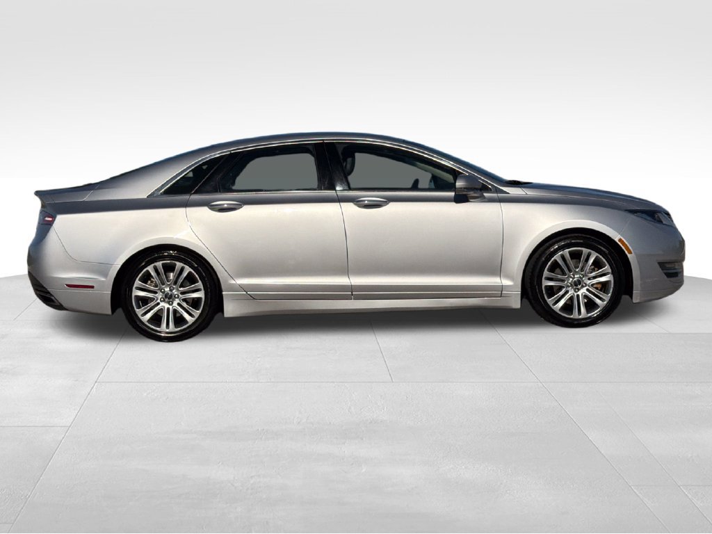 Used 2016 Lincoln MKZ FWD image 20