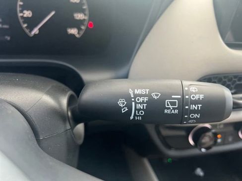 New 2026 Honda HR-V LX image 25