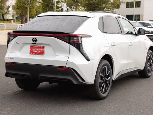 New 2026 Toyota bZ FWD image 5