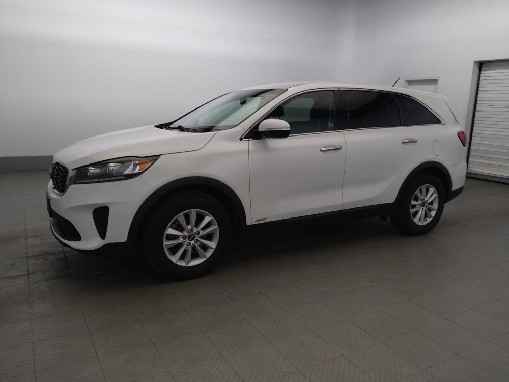 Used 2019 Kia Sorento AWD V6 image 2