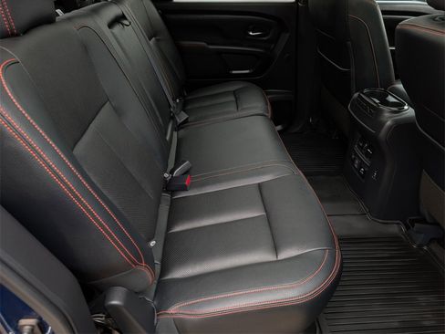 Used 2024 Nissan Titan PRO-4X w/ Pro-4x Convenience Package image 34