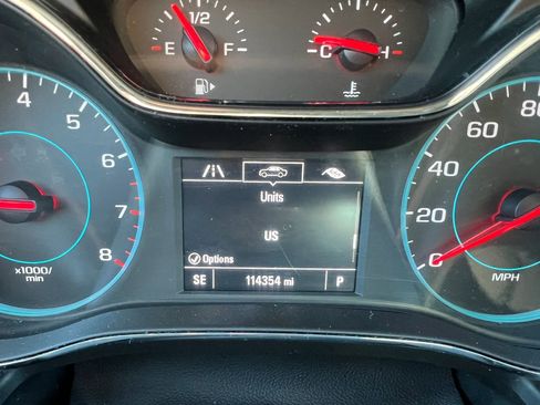 Used 2017 Chevrolet Cruze LT w/ Convenience Package FWD image 17