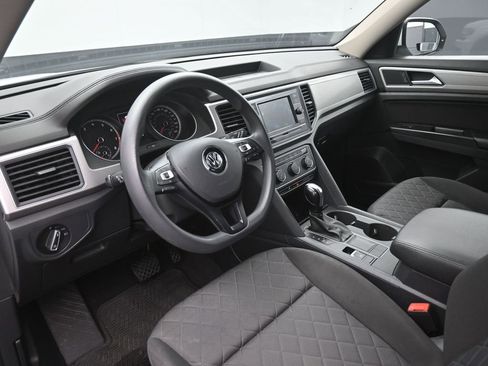 Used 2019 Volkswagen Atlas S image 31