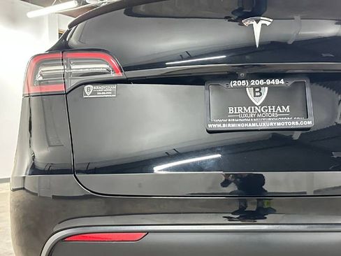 Used 2023 Tesla Model Y Performance AWD/4WD image 14