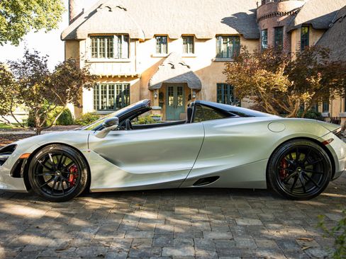 Used 2021 McLaren 720S Performance RWD image 7