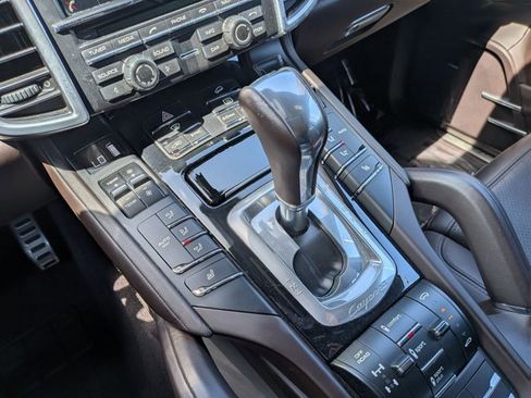 Used 2016 Porsche Cayenne GTS AWD/4WD image 12