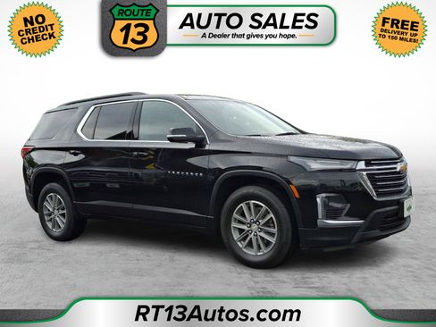 Used 2022 Chevrolet Traverse LT AWD/4WD image 1