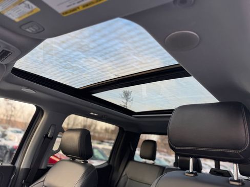 Used 2024 Ford F250 Lariat w/ Lariat Ultimate Package image 36