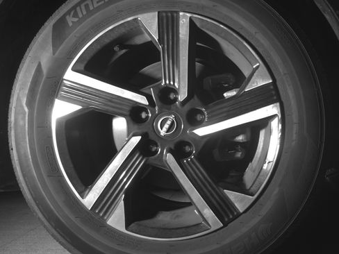 Used 2025 Nissan Sentra SV FWD image 13