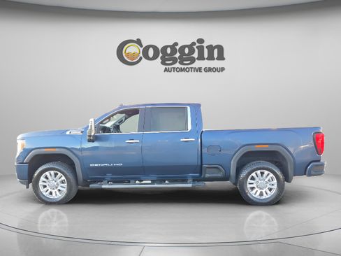 Used 2020 GMC Sierra 2500 Denali w/ Denali Ultimate Package image 3