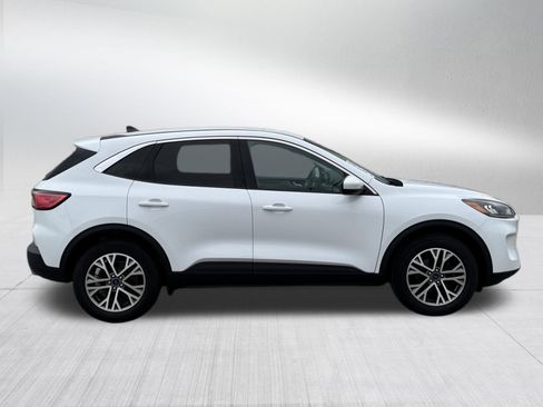 Certified 2022 Ford Escape SEL AWD/4WD image 8