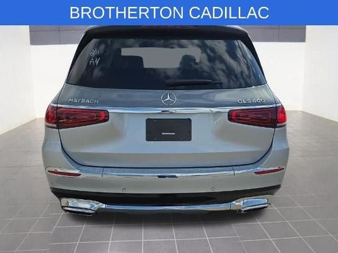 Used 2023 Mercedes-Benz Maybach GLS 600 4MATIC image 9