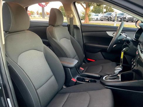 Used 2024 Kia Forte LXS image 30