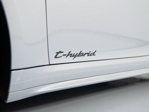 Certified 2026 Porsche 911 GTS image 47