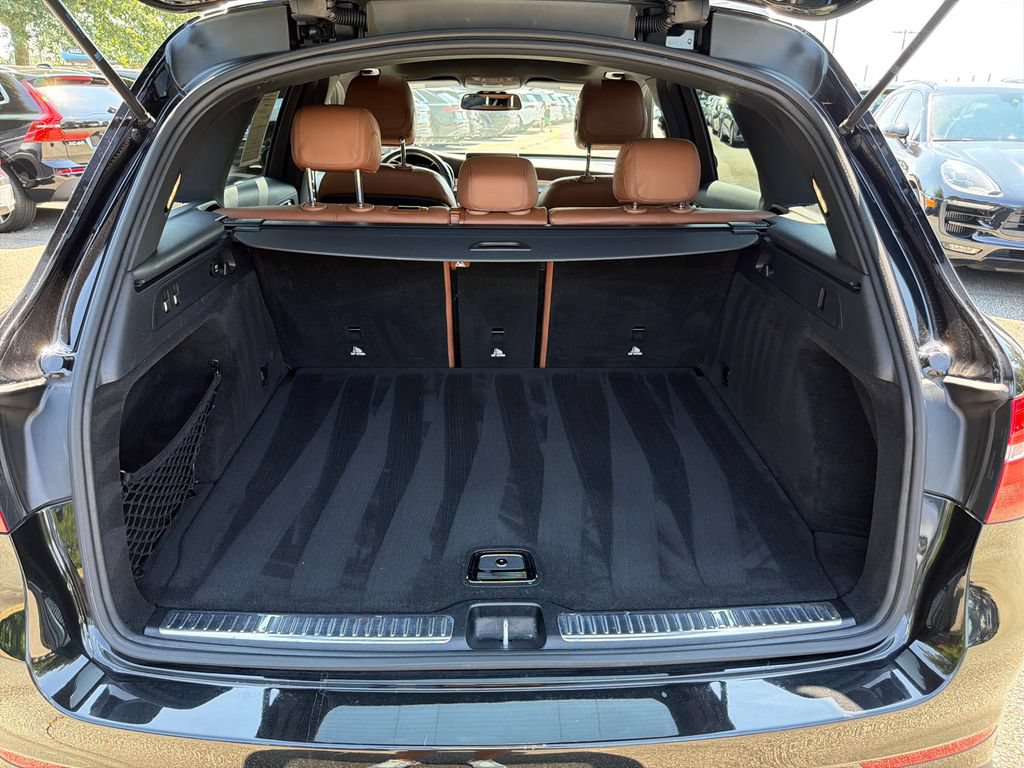 Used 2019 Mercedes-Benz GLC 43 AMG 4MATIC w/ Multimedia Package image 18