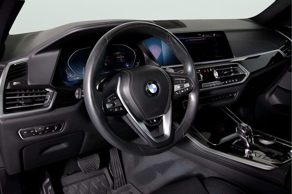 Used 2019 BMW X5 xDrive50i AWD/4WD image 28