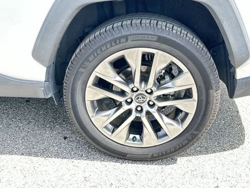 Used 2020 Toyota RAV4 XLE Premium AWD/4WD image 12