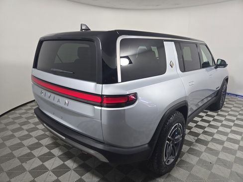 Used 2025 Rivian R1S Adventure image 5