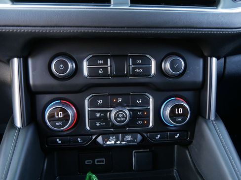 Used 2023 Chevrolet Tahoe LT image 23