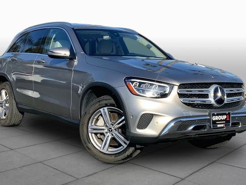 Used 2021 Mercedes-Benz GLC 300 image 2