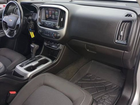 Used 2018 Chevrolet Colorado LT RWD image 22