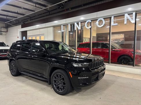 Used 2023 Jeep Grand Cherokee L Summit AWD/4WD image 1
