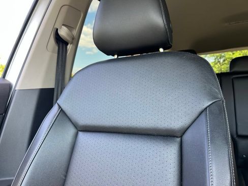 Used 2018 Volkswagen Atlas SE FWD image 22