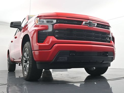 Used 2023 Chevrolet Silverado 1500 RST AWD/4WD image 36
