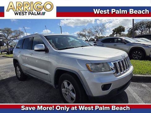 Used 2012 Jeep Grand Cherokee Laredo w/ Laredo E Group image 1