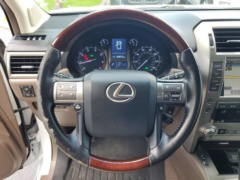 Used 2019 Lexus GX 460 Premium AWD/4WD image 20