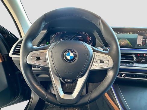 Certified 2022 BMW X7 xDrive40i w/ Premium Package image 11