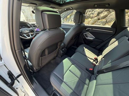 Used 2025 Audi Q3 2.0T Premium AWD/4WD image 19