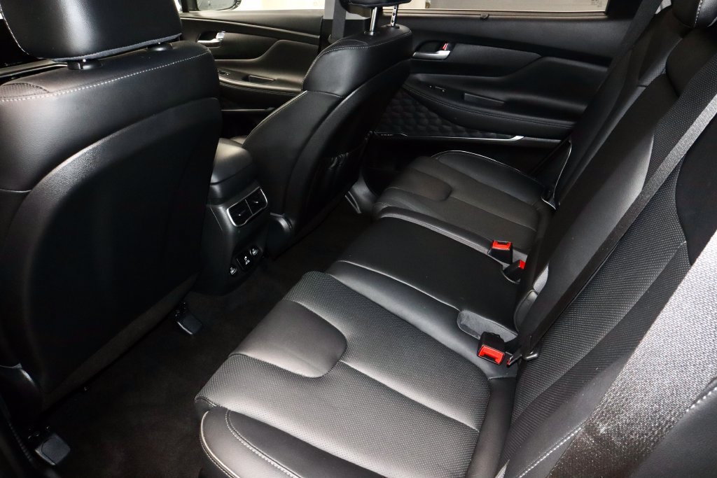 Used 2023 Hyundai Santa Fe Limited AWD/4WD image 22