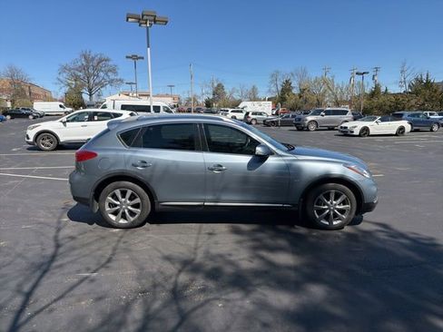 Used 2016 INFINITI QX50 AWD w/ Premium Plus Package image 2