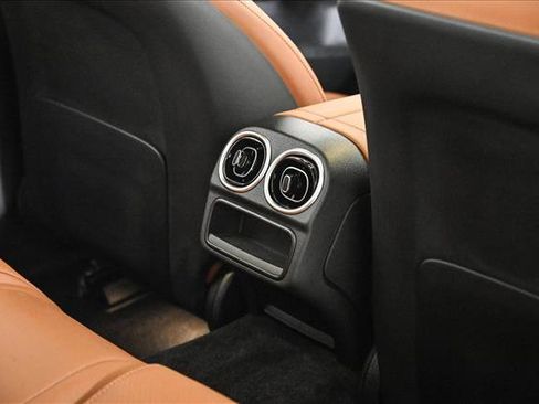 New 2026 Mercedes-Benz C 300 4MATIC Sedan image 19