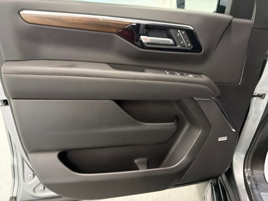 New 2026 Chevrolet Tahoe High Country RWD image 12