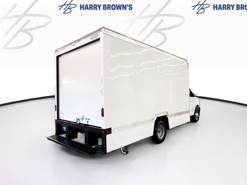 New 2026 GMC Savana 4500 4500 VAN 159 w/ Driver Convenience Package image 26