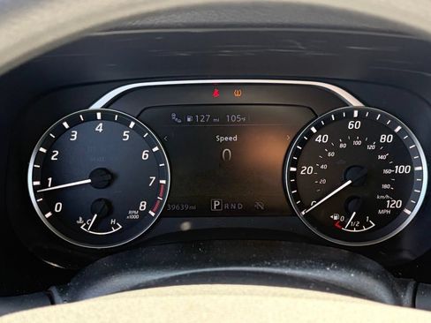 Used 2023 Nissan Frontier S w/ Technology Package RWD image 11