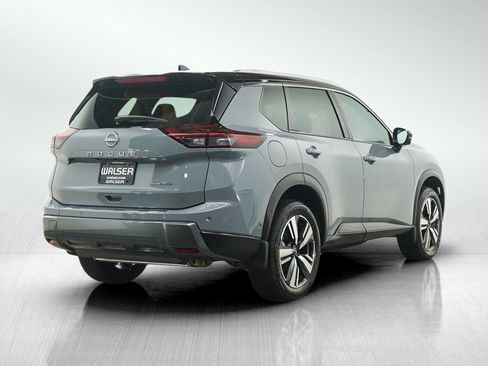 Used 2025 Nissan Rogue SL w/ SL Premium Package AWD/4WD image 5