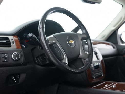 Used 2011 Chevrolet Tahoe LTZ image 30