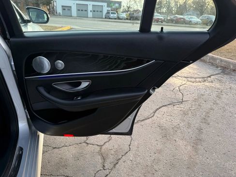 Used 2017 Mercedes-Benz E 300 4MATIC image 18