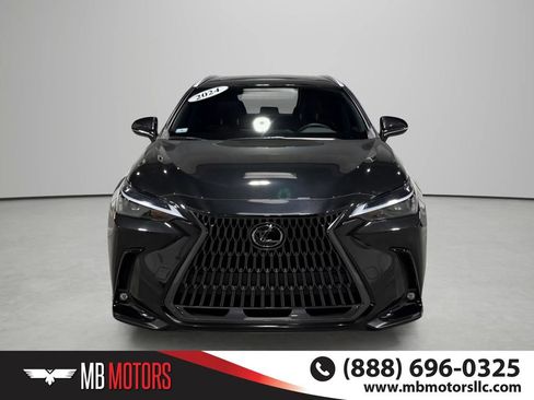 Used 2024 Lexus NX 250 FWD image 2