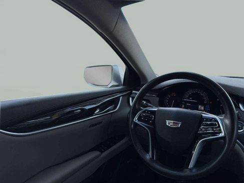 Used 2017 Cadillac XTS Luxury FWD image 13