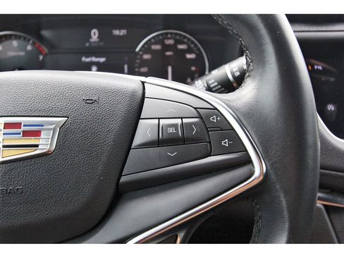 Certified 2023 Cadillac XT5 Luxury image 16