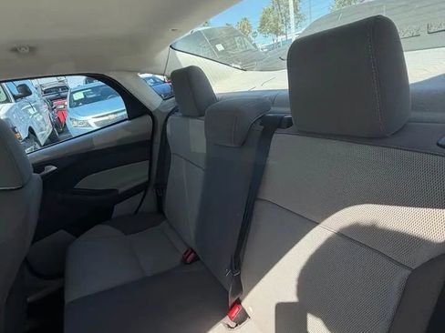 Used 2012 Ford Focus SE image 10