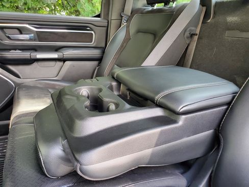 Used 2019 RAM 1500 Laramie AWD/4WD image 50