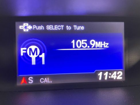 Used 2014 Honda CR-V LX image 32