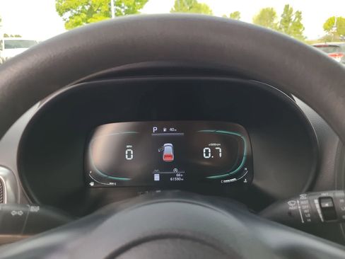 Used 2023 Kia Soul LX w/ LX Technology Package FWD image 26