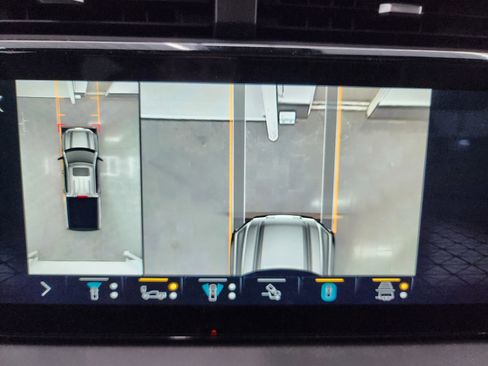 Used 2022 GMC Sierra 1500 AT4X image 66